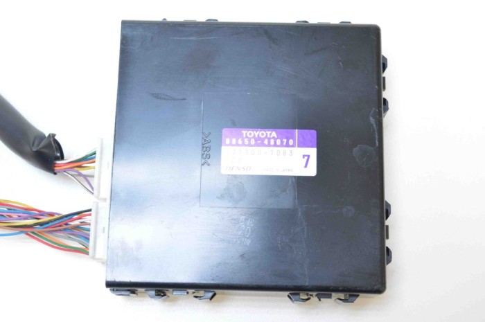 Alt modul de control LEXUS RX _U3_ 2007 OEM: 88650-48070,177300-7083 2230645