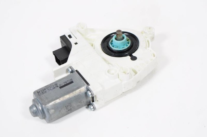 Motor macara geam ușă st&acirc;nga față AUDI A6 Avant 4F5, C6 2006 OEM: 4F0959801D 3199558