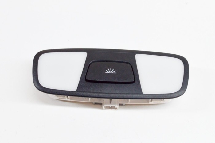 Iluminare interioară AUDI Q3 8U 2018 OEM: 8U0947111 17125311