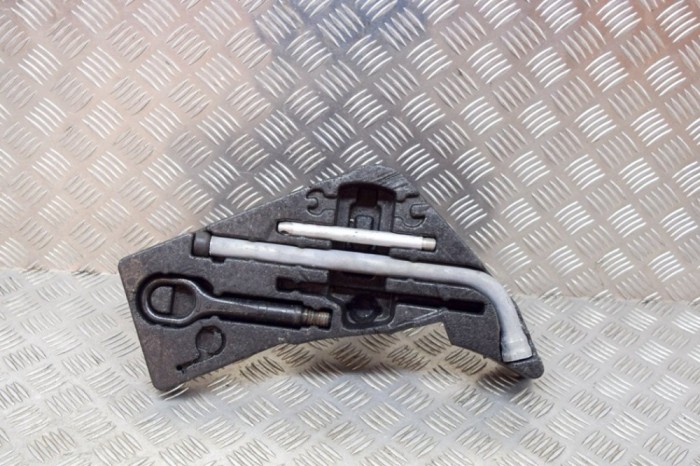 AUDI Q7 4L 2007 OEM: 1T0805615A,4L0012113C,7L0012219 SKU: 14198939