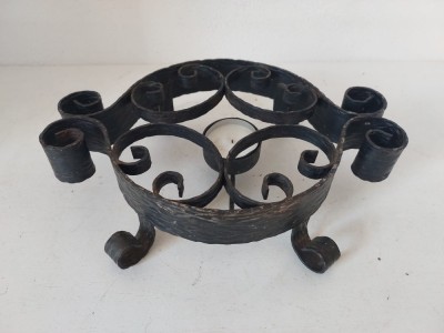 Suport din fier forjat cu spațiu pentru lum&amp;acirc;nare pastilă &amp;ndash; menține vasele calde, design rustic vintage, lucrat manual, 23x16x6 cm foto