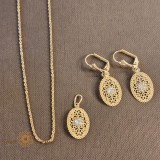 Cumpara ieftin Set lantisor + pandantiv + cercei placati cu aur finisaj dantelat model filigran