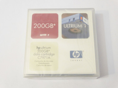 Caseta date HP Ultrium 1 data cartridge 200 Gb C7971A - sigilate foto