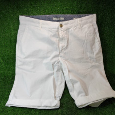 pantaloni barbati albi regular fit lc waikiki / L10