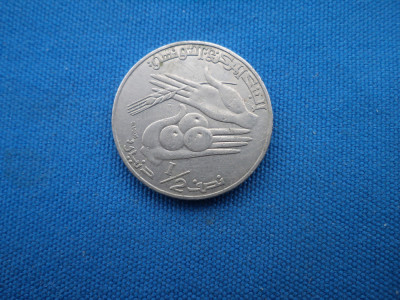 1/2 DINAR 1996 -TUNISIA foto