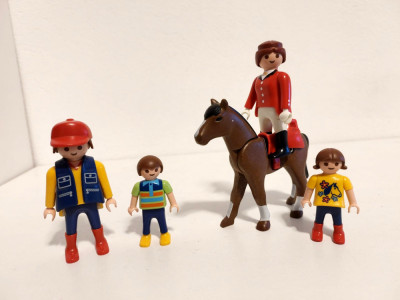 Lot 5 figurine Playmobil Geobra: 2 adulti, 2 copii si un cal foto