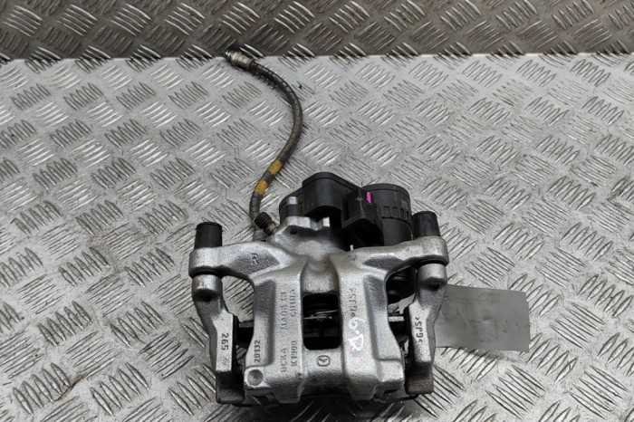 Etrier de fr&acirc;nă dreapta spate MAZDA CX-30 DM 2023 OEM: Off-road | 29260126
