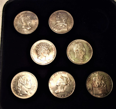 copii ale Renașterii și 800 de monede italiene &amp;icirc;n argint 925 foto