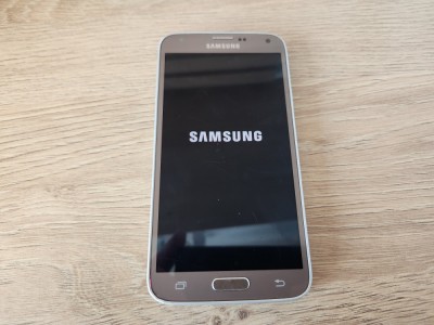 Telefon Samsung Galaxy S5 Neo G930f folosit cu garantie foto