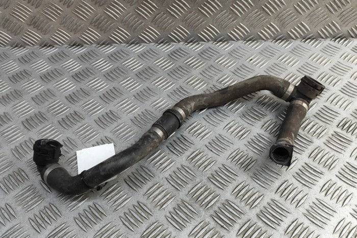 Furtun de lichid de răcire MERCEDES-BENZ E T-Model S213 2018 OEM: A2135015301 31027412