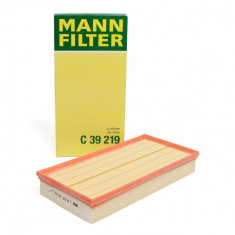 Filtru Aer Mann Filter Volkswagen Touareg 1 2002-2013 C39219