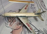 JUCARIE VECHE TABLA CHINEZEASCA - AVION JET AIRLINER ME 087