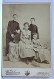 STUDIO FOTO ' WANDELMANN ' , BUCURESTI , MAMA CU TREI COPII IN STUDIO , FOTO CABINET , CCA. 1900