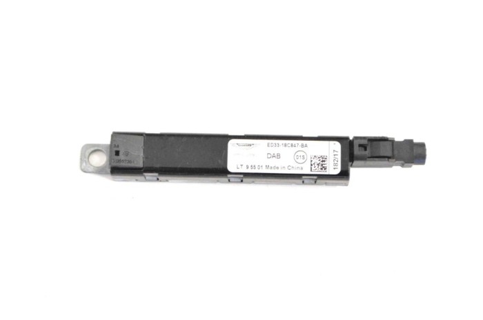 Amplificator de antena ASTON MARTIN DB11 2018 OEM: ED33-18C847-BA