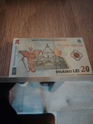 V&amp;acirc;nd bacnota de 20 lei &amp;icirc;n stare perfecta! foto