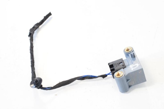 Senzor de impact dreapta față MINI PACEMAN R61 2013 OEM: 9159314 10051927