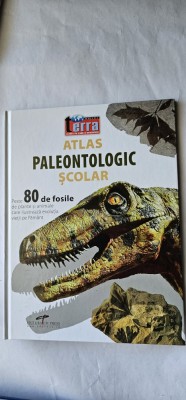 ATLAS PALEONTOLOGIC SCOLAR 80 DE FOSILE DE PLANTE SI ANIMALE CARE ILUSTREAZA EVOLUTIA VIETII PE PAMANT EDITURA CD PRESS foto