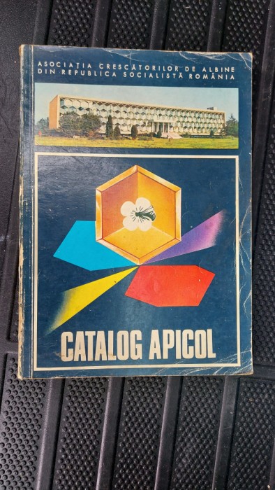 CATALOG APICOL - V. Harnaj - Asociatia Crescatorilor de Albine