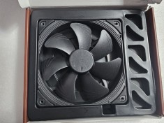 Ventilator / radiator Noctua NF-A14 PWM Chromax Black Swap foto