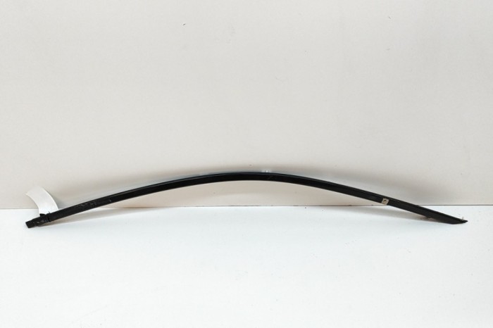 Bandou superior ușă dreapta față BMW 2 Coupe F22, F87 2014 OEM: 4816290 29482221