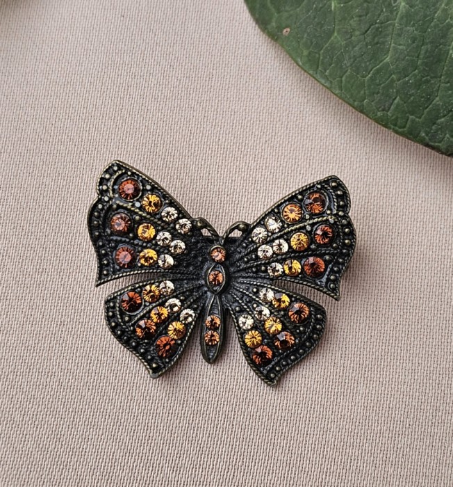 BROSA VINTAGE, MODEL STILIZAT FLUTURE