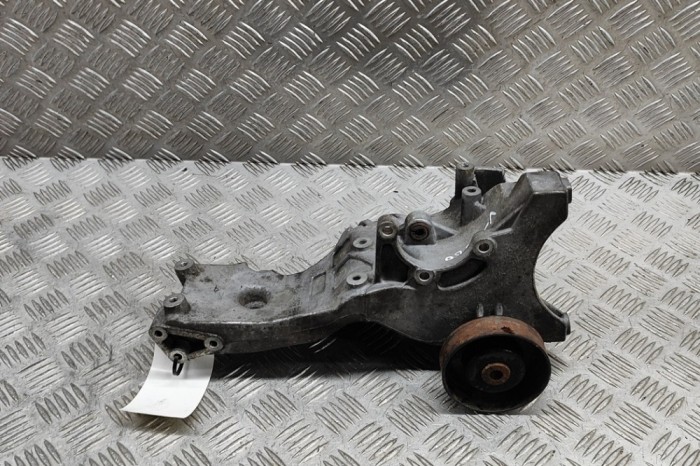 Suport alternator AUDI A4 8E2, B6 2003 OEM: 06D903143C 29072815