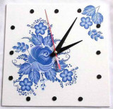 Ceas simplu de perete, ceas cu flori stilizate albastre 32546