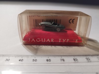 bnk jc IMU Modellauto Berlin - Jaguar Type E - 1/160 foto