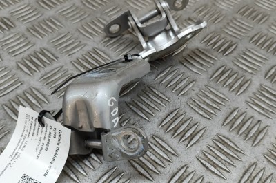 Balama ușă dreapta spate LEXUS GS _L1_ 2014 OEM: 68750-20122,68770-60040 26305209 foto