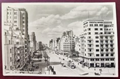 Bucuresti - aprox. 1940 - Bulevardul Bratianu - tip fotografie, superanimata (masini, pietoni, magazine), necirculata