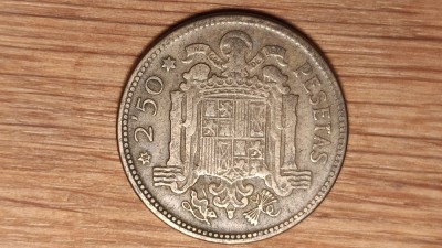 Spania - moneda de colectie raruta - 2 1/2 sau 2,5 pesetas 1956 - spectaculoasa! foto