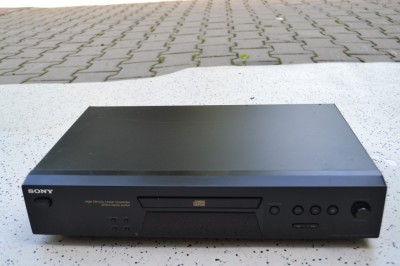 Cd player Sony CDP-XE 370 foto