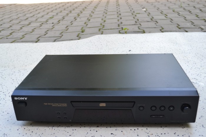 Cd player Sony CDP-XE 370