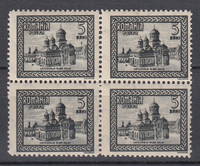 ROMANIA 1922 LP 73 a INCORONAREA DE LA ALBA IULIA VALOAREA 5 BANI CU EROARE STEAG PE PAVILON (STANGA SUS)BLOC DE 4 TIMBRE MNH