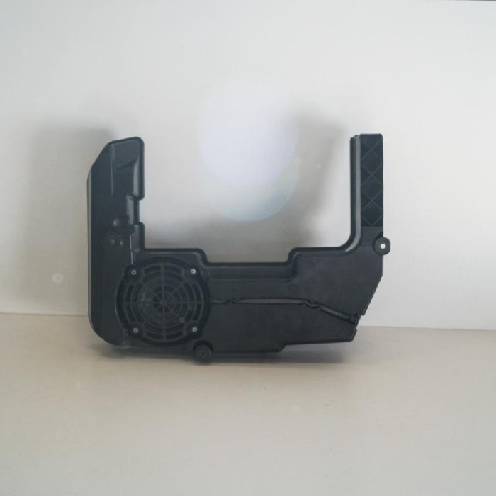 Subwoofer AUDI A4 Avant 8K5, B8 2009 OEM: 8K9035382A 2403038