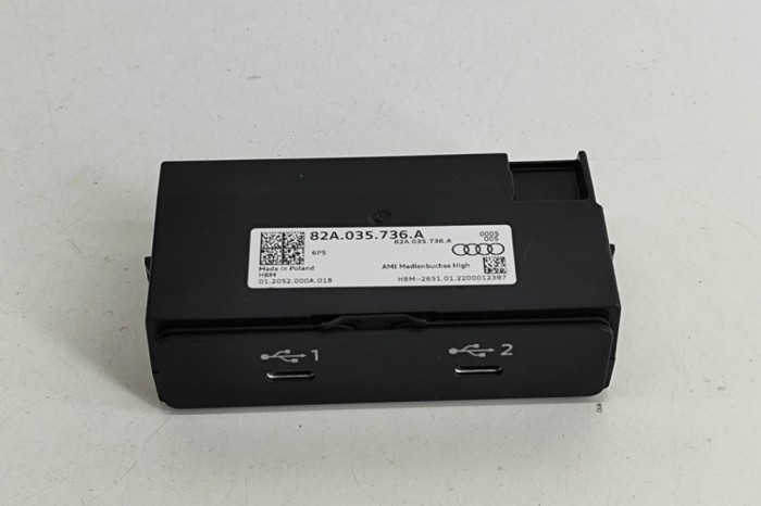USB PORSCHE Taycan 2022 OEM: 82A035736A,82A.035.736.A | 25091102