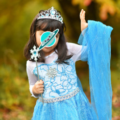 Rochie rochita printesa Elsa Frozen NOUA (cu eticheta) 4,5,6,7,8,9 ani
