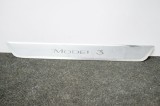 Ornament prag dreapta față TESLA MODEL 3 2019 OEM: 1504763-00-A 11250599