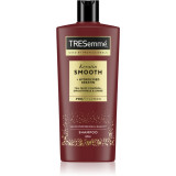 TRESemm&eacute; Keratin Smooth şampon de netezire pentru par indisciplinat 685 ml