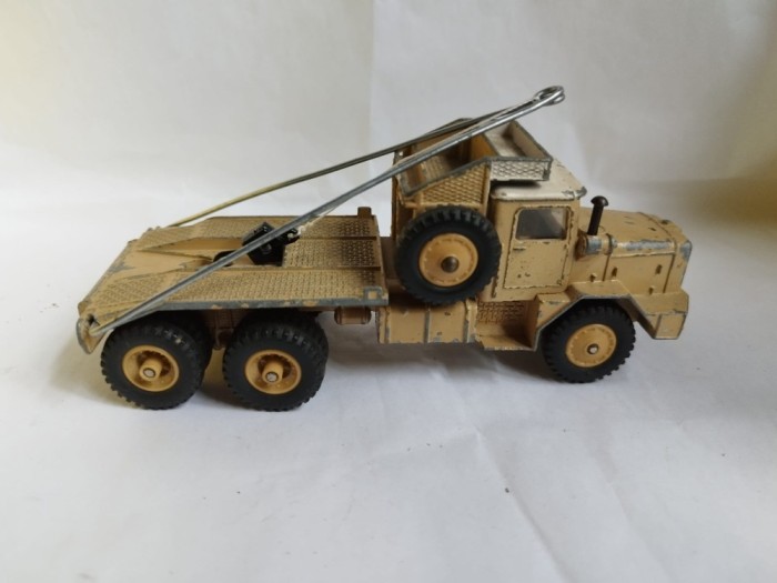 bnk jc Dinky 888 Berliet Saharien