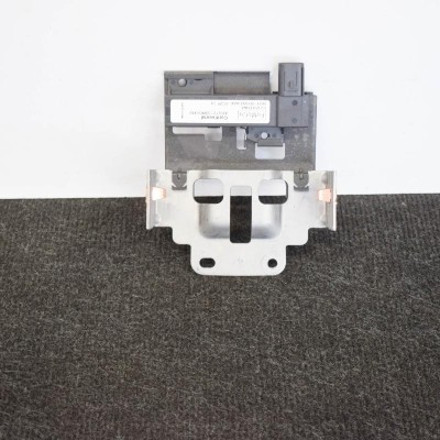 Amplificator de antena FORD ECOSPORT 2016 OEM: 8A6T-15K603-AAD8M51-15K603-KA5WK50483 4122571 foto