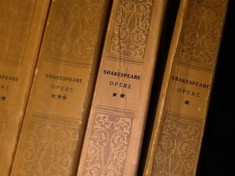 OPERE- SHAKESPEARE-6 VOL-1-419 PG-2-395 PG- 3=551PG- 4=475 PG-B 5=440 PG-6=476PG foto