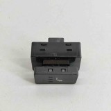 Comutator &icirc;ncălzire scaun SSANGYONG KORANDO C300 2022 OEM: 85402-39010 | 26366676