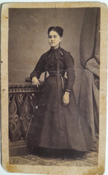 foto CDV sec XIX Smaranda Stoica Nasturel, atelier Franz Duschek Bucuresci