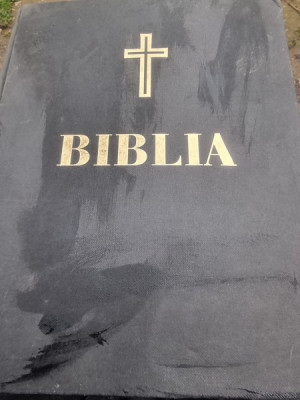 Biblia sau Sfanta Scriptura. foto