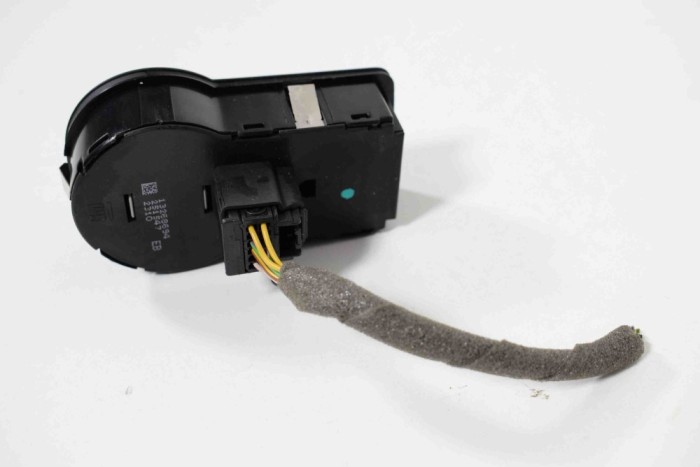 Modul de control comutator faruri OPEL ASTRA J 2012 OEM: 13268694 3279966