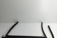 Bandou superior ușă st&acirc;nga spate VW PASSAT Variant B8 3G5 2017 OEM: 561839431P | 30204556