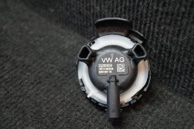 Senzor de impact lateral dreapta VW PASSAT Variant B8 3G5 2014 OEM: 3Q0959354 1950920 foto