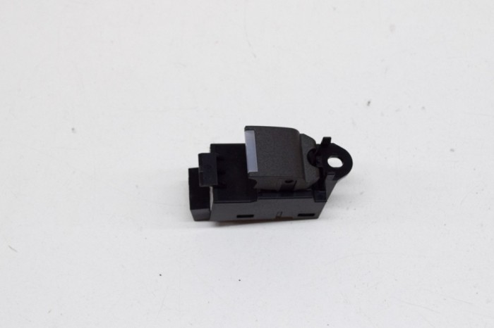 Buton geam ușă st&acirc;nga spate LAND ROVER RANGE ROVER EVOQUE L538 2018 OEM: GJ32-14717-AA 14534431