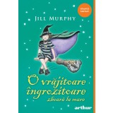 O vrăjitoare &icirc;ngrozitoare zboară la mare | paperback - Jill Murphy
